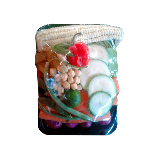 Imagen de Verduras surtidas en charola para caldo