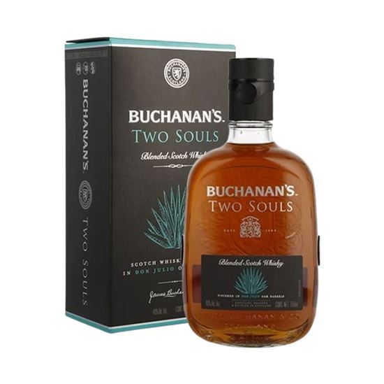 Imagen de Whisky escocés terminado en barricas de tequila Don Julio Buchanan's Two Souls 750ml
