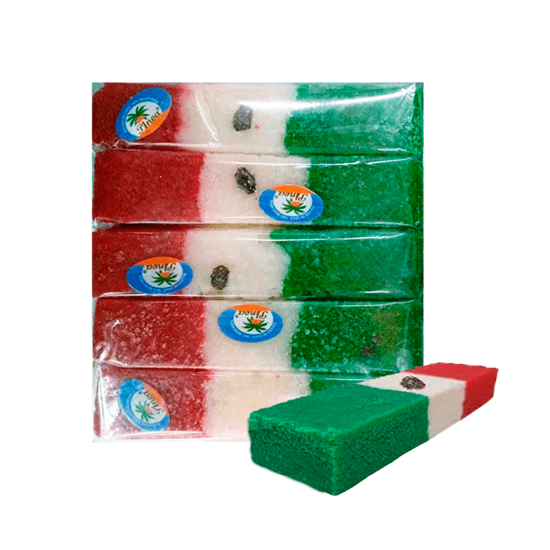 Imagen de Dulce tradicional rollo de coco tricolor con forma de bandera Pinea 10 pzas (700g)