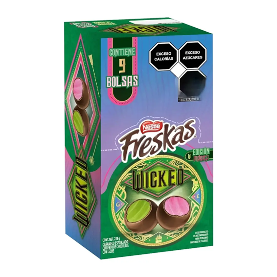 Imagen de Caramelo esponjado cubierto de chocolate Nestlé Freskas Wicked Edición Mágica 9 pzas de 32g c/u (288g)